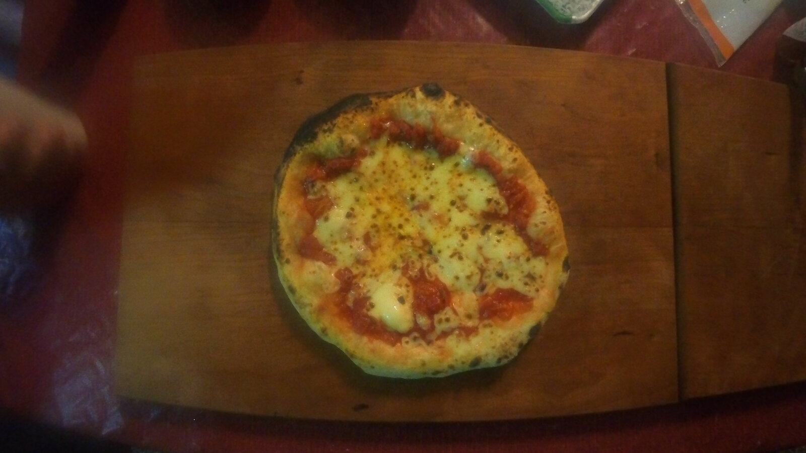 Margherita pizza from pizza oven Kurotaki
